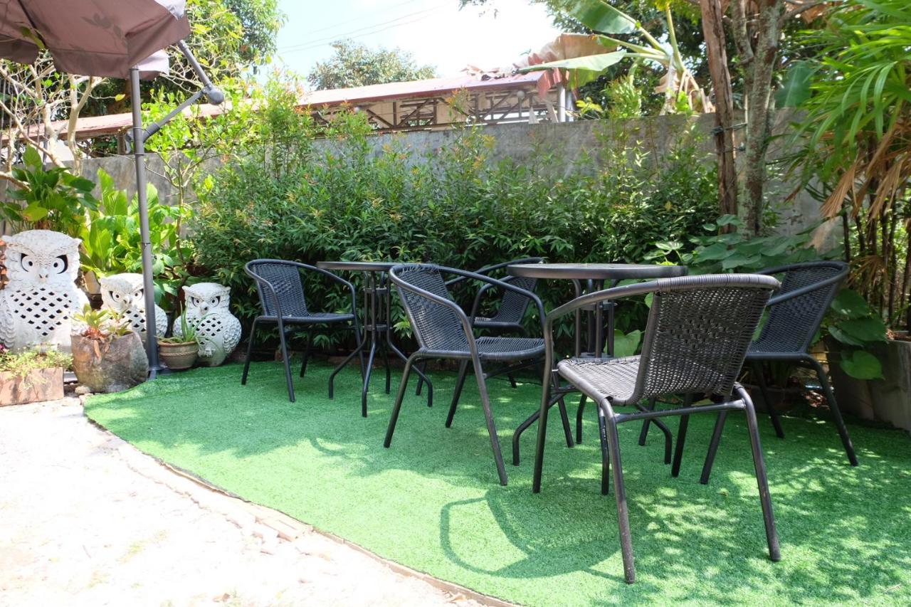 Florentino Hostel Rayong Zewnętrze zdjęcie