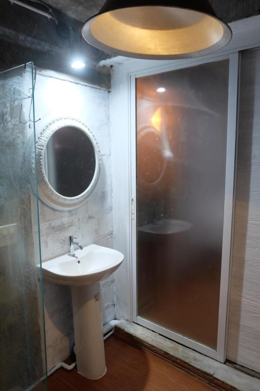 Florentino Hostel Rayong Zewnętrze zdjęcie